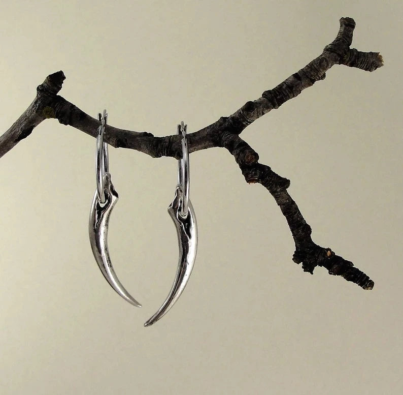 Gothic Halloween Vampire Fang Earrings