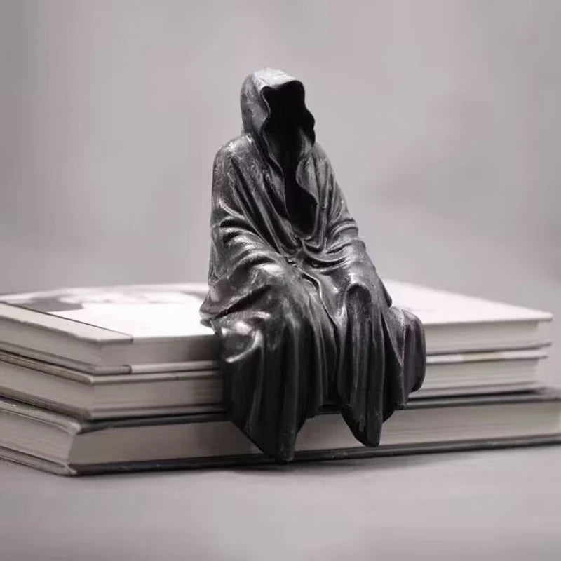 The Reaper Sitting Statue Gothic Desktop Bookshelf Ornament