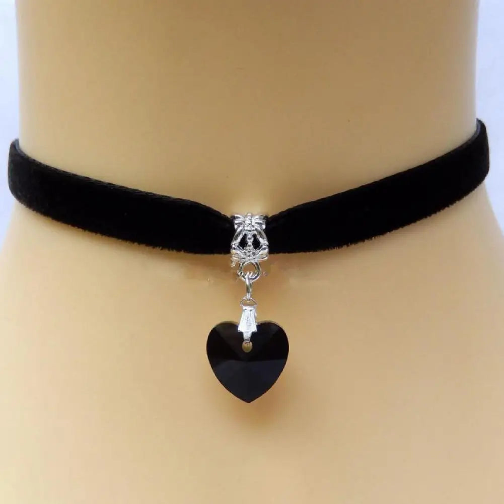 Velvet Heart Pendant Choker Necklace Adjustable Vintage Gothic Style