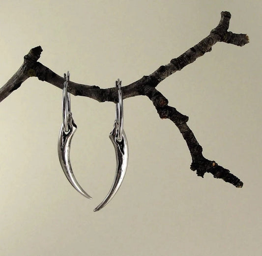 Gothic Halloween Vampire Fang Earrings