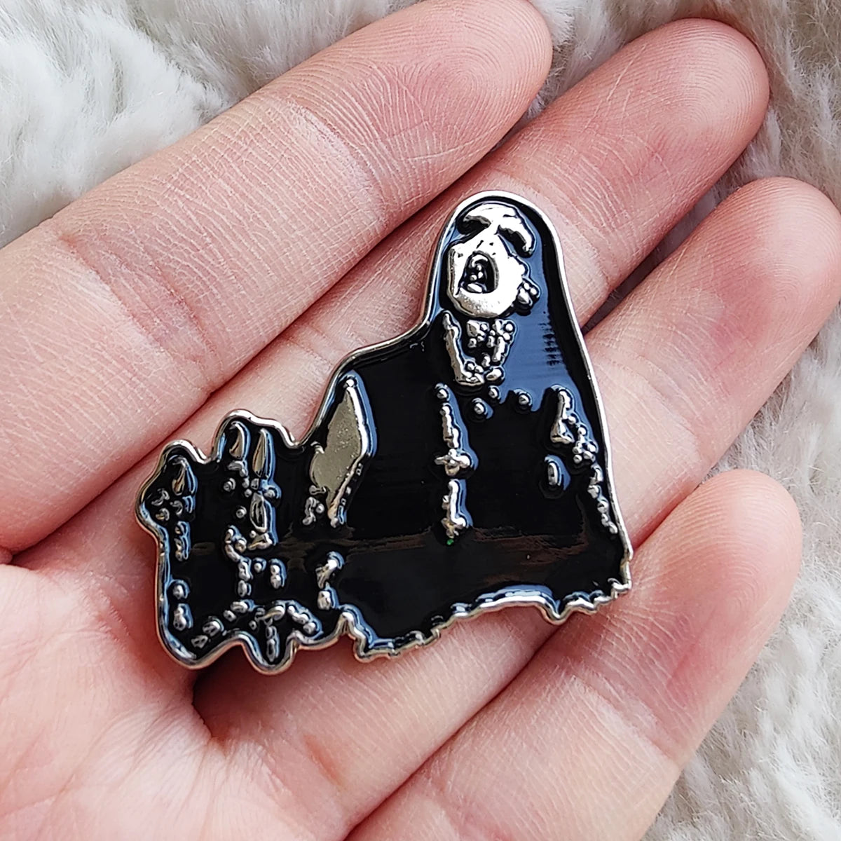 Fashion Band Rock DARKTHRONE Enamel Pin Lapel Brooch Metal Badge Jewellery Accessory