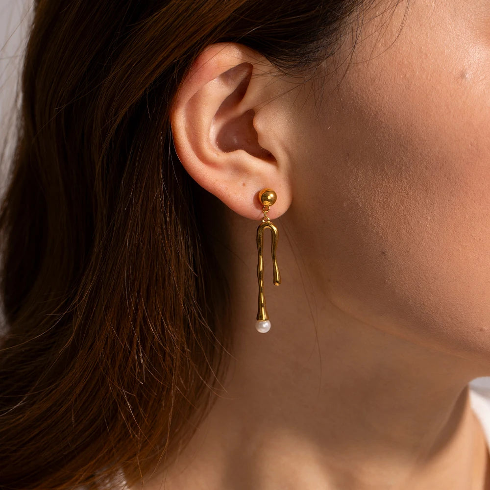 Creative Pearl Stainless Steel Earrings 18K Gold Plated Contemporary Drop