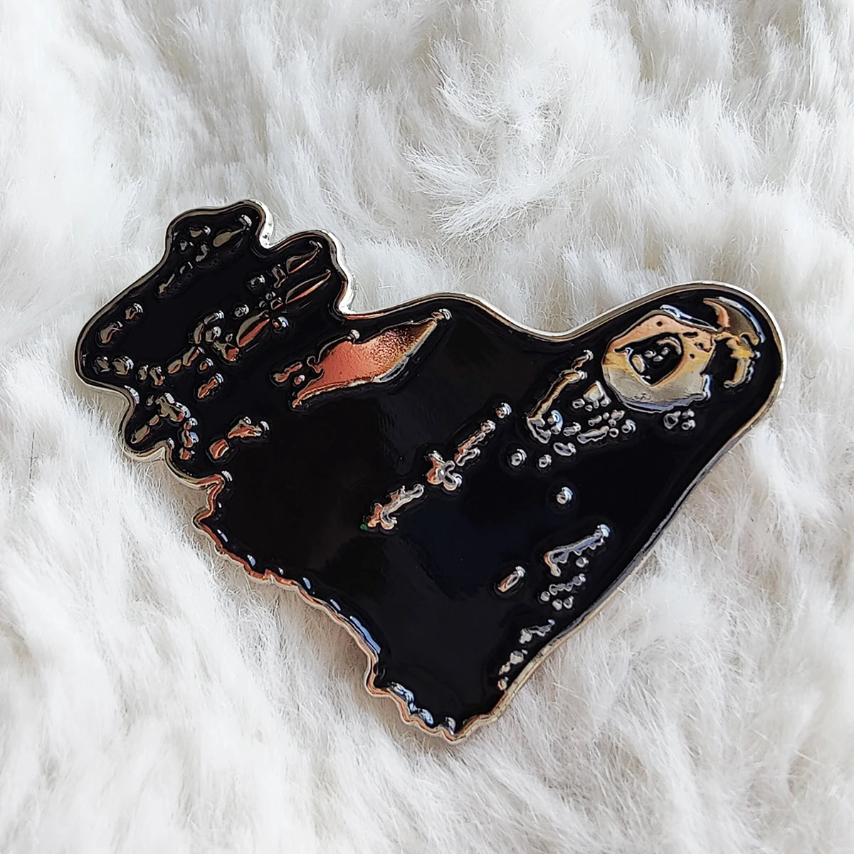 Fashion Band Rock DARKTHRONE Enamel Pin Lapel Brooch Metal Badge Jewellery Accessory